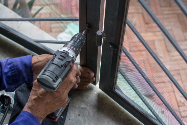 Cost of Steel Window Repair in Bowie
